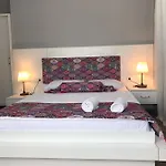 Poncik Butik * ألاتشاتي