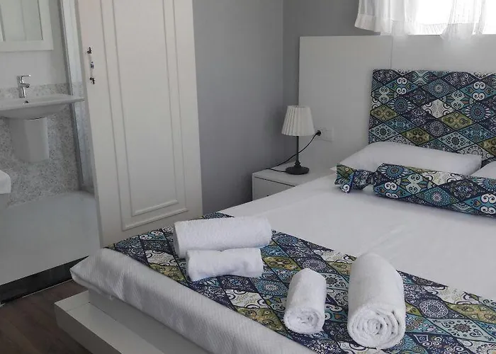 فندق Poncik Butik *